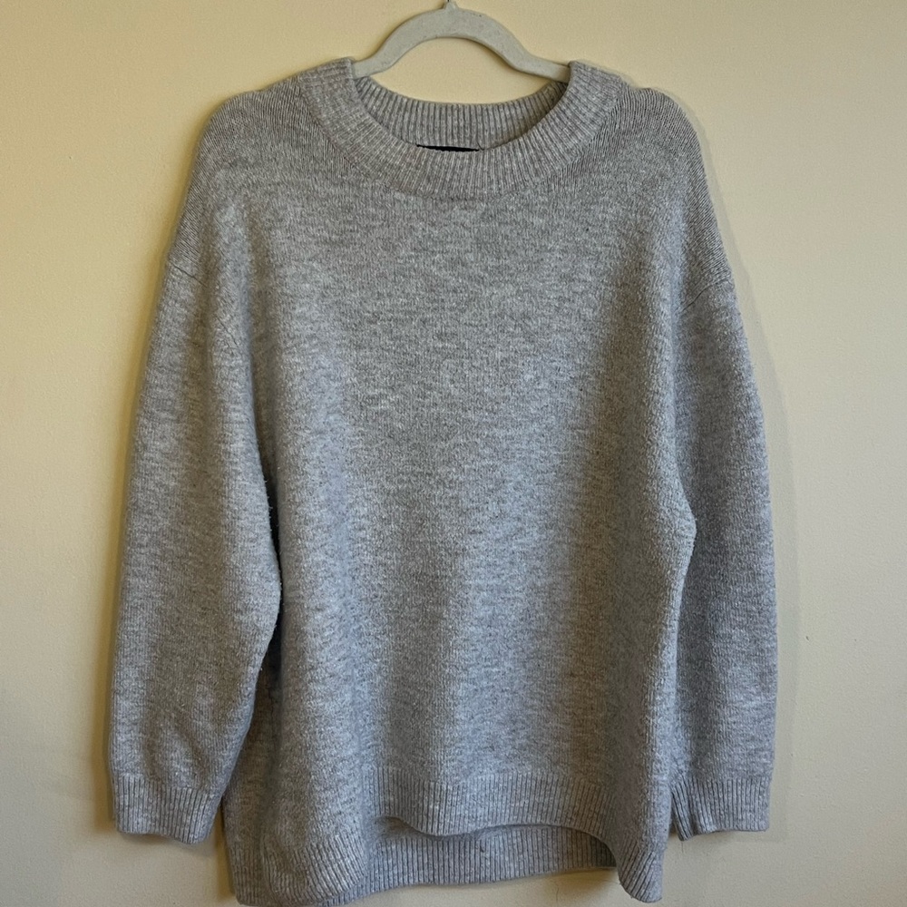 Zara Knit Light Gray Sweater